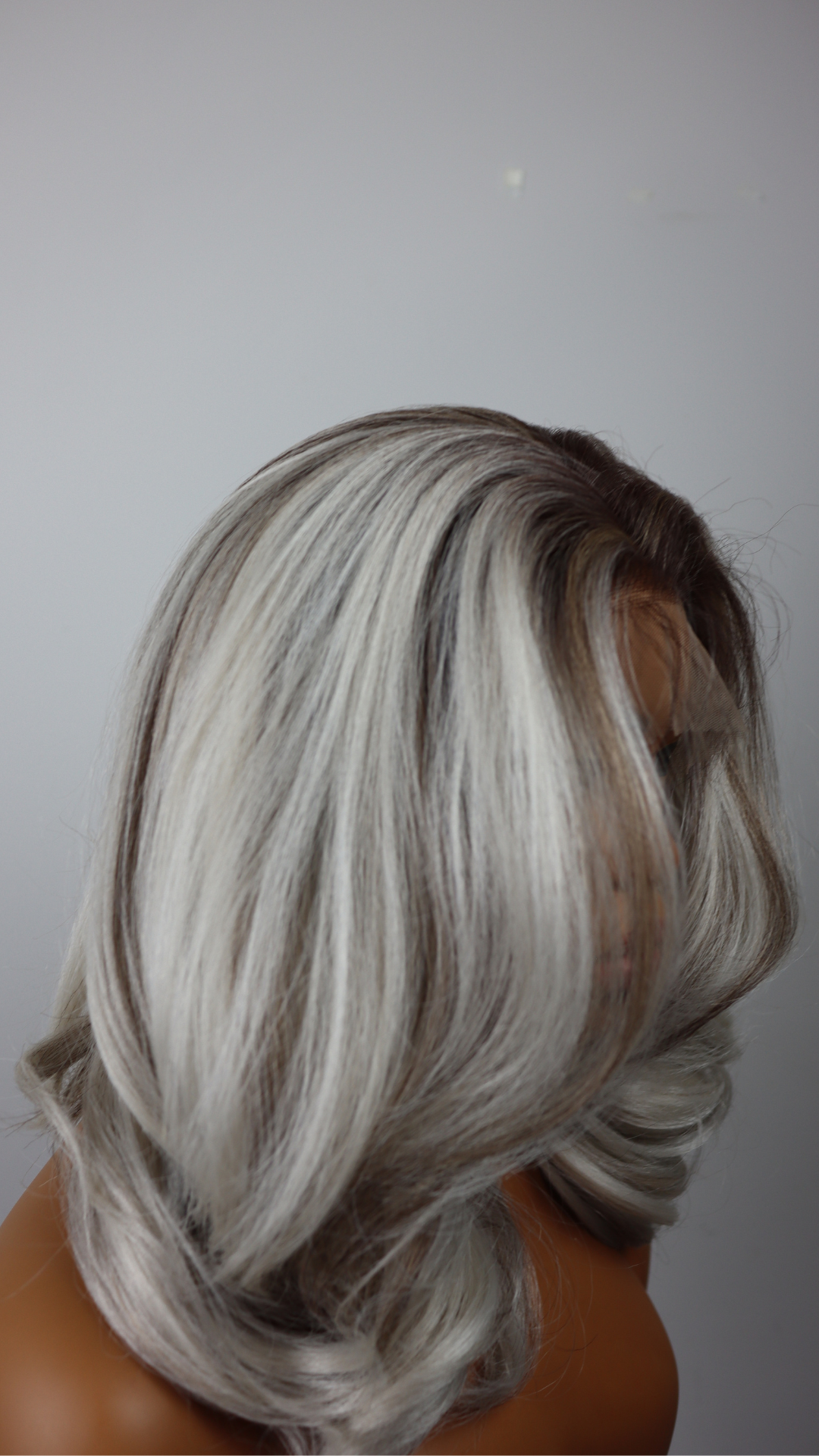Silver Balayage Lace Front Wig – Soft Waves, Dark Roots, Glueless Install