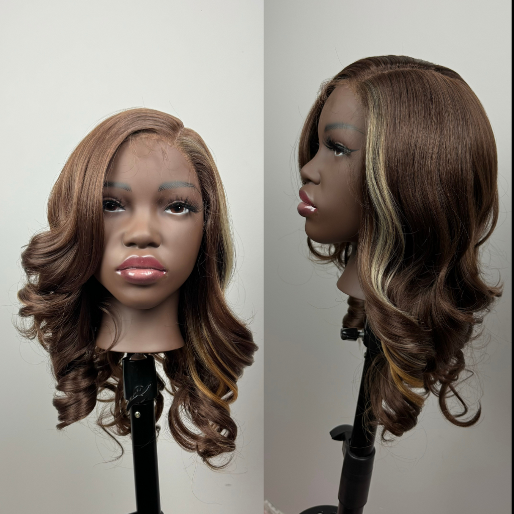 Michelle Curly Bob side part with highlight