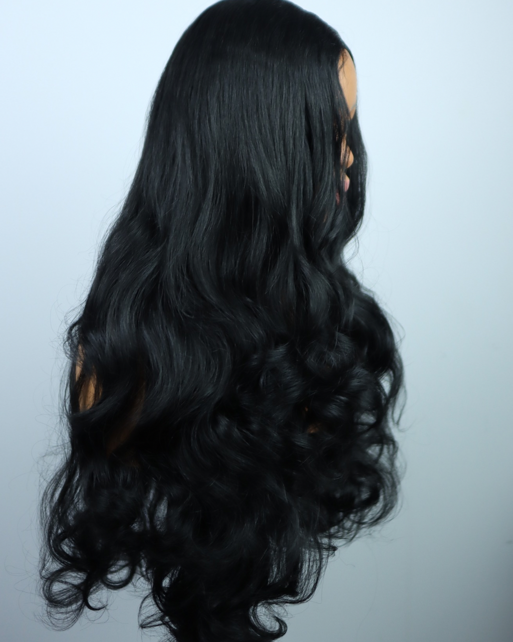 Elise wavy v-part wig
