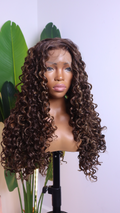 Deep Curl Highlight Wig – Soft Curls Brown Blonde Mix